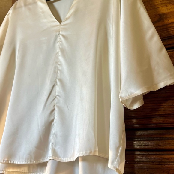 Banana Republic Ivory Satin Top - Picture 4 of 8